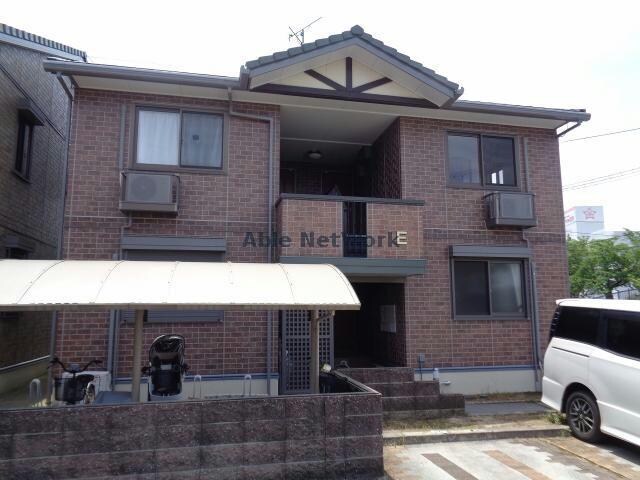 物件外観写真3　(E)