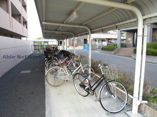 駐輪場
