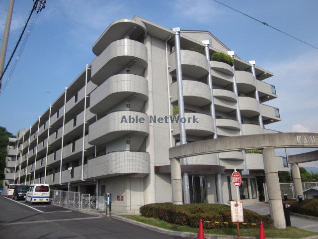 ファミティ滝谷