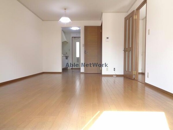 リビングダイニング