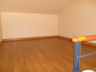 物件内観写真8　(ロフト)