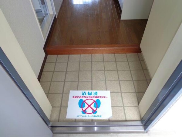 玄関回り