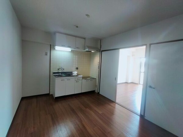 リビングダイニング