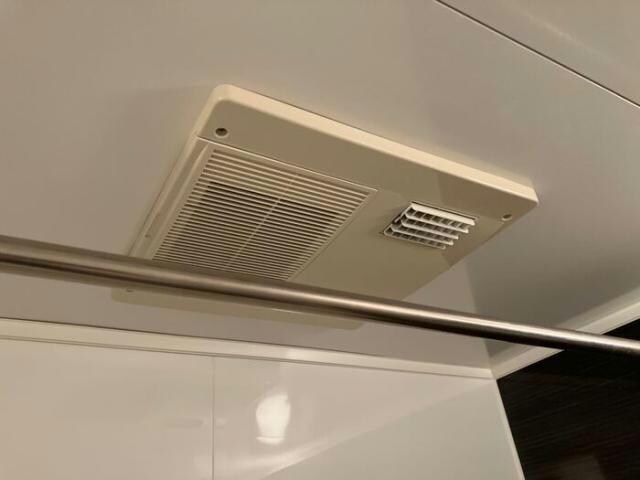 物件内観写真16　(浴室乾燥機)