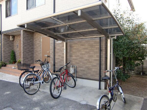 駐輪場(駐輪場)