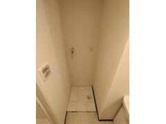 物件内観写真11　(洗濯機置き場)