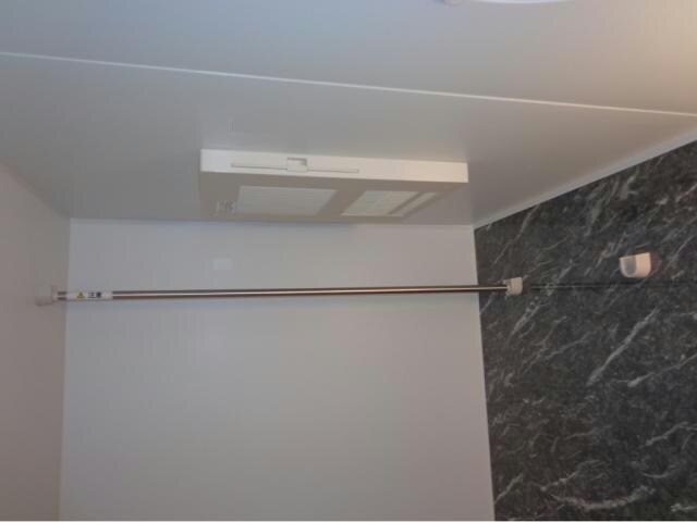 物件内観写真12　(浴室乾燥機)