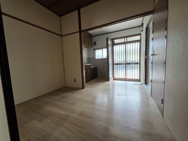 リビングダイニング