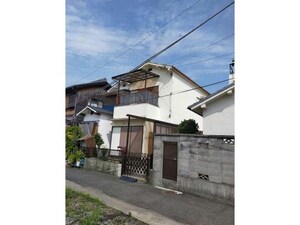 上之町　貸家外観写真