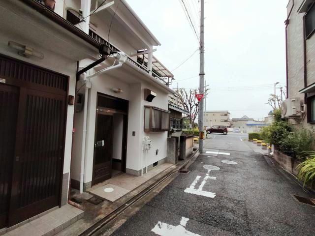 綾園貸家