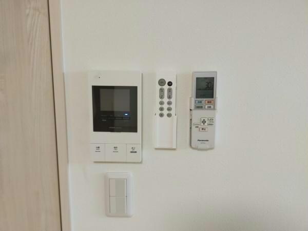 物件内観写真15　(モニター付きインターホン)