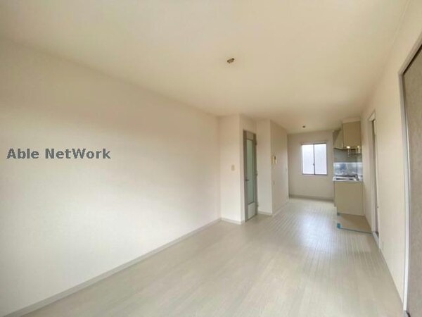 リビングダイニング