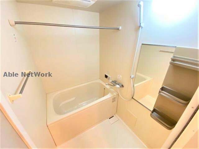 物件内観写真11　(※同型、現況優先)