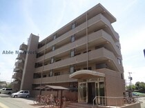 山王団地弐番館の外観写真