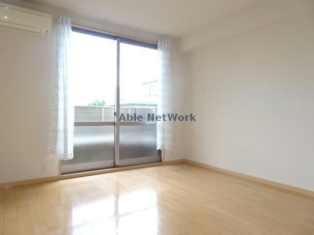 物件内観写真13　(※同型・現況優先)