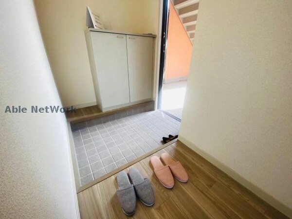 玄関回り(※同型・現状優先)