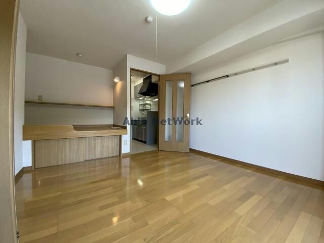 物件内観写真3　(同型モデル)