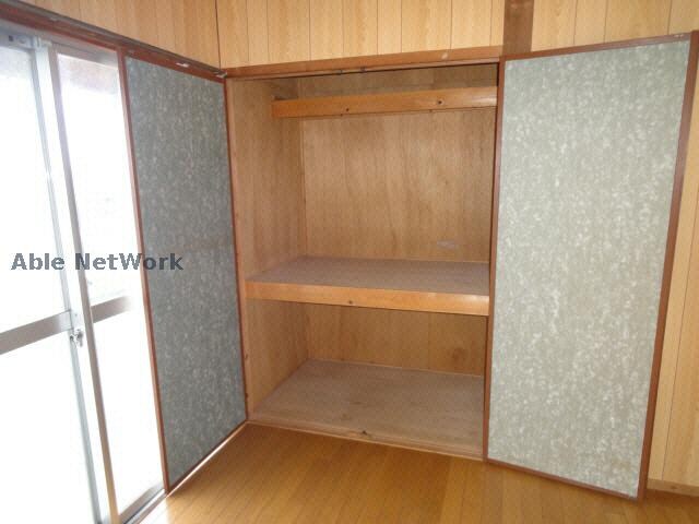 物件内観写真4　(※同型別室)