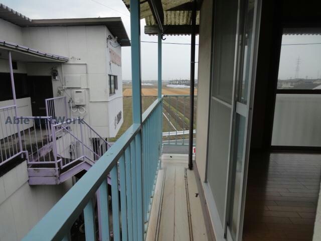 物件内観写真12　(※同型別室)