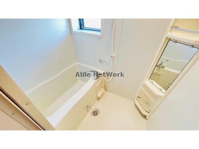 物件内観写真6　(同型タイプ)