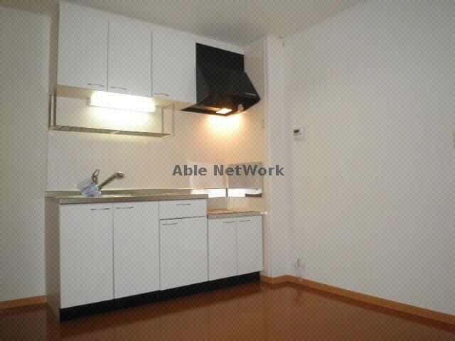 物件内観写真4　(※同型・現況優先)