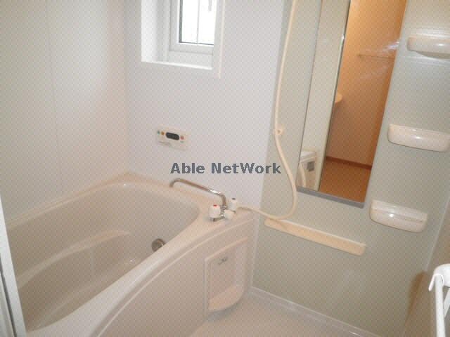 物件内観写真11　(※同型・現況優先)