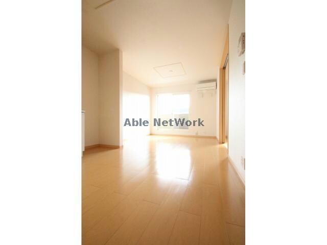 物件内観写真4　(※同型、現況優先)