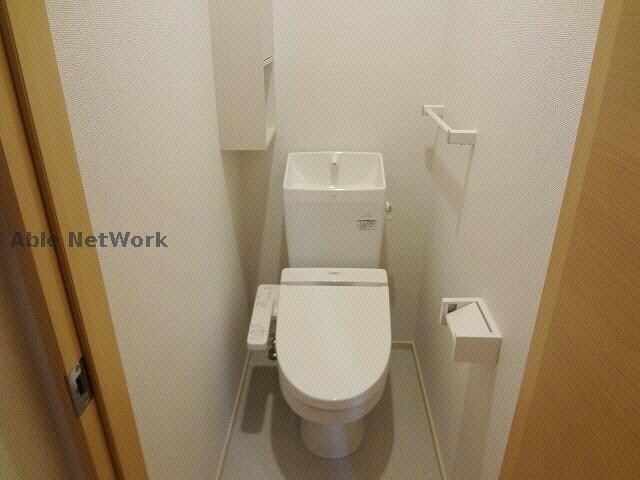 物件内観写真11　(※同型　現況優先)