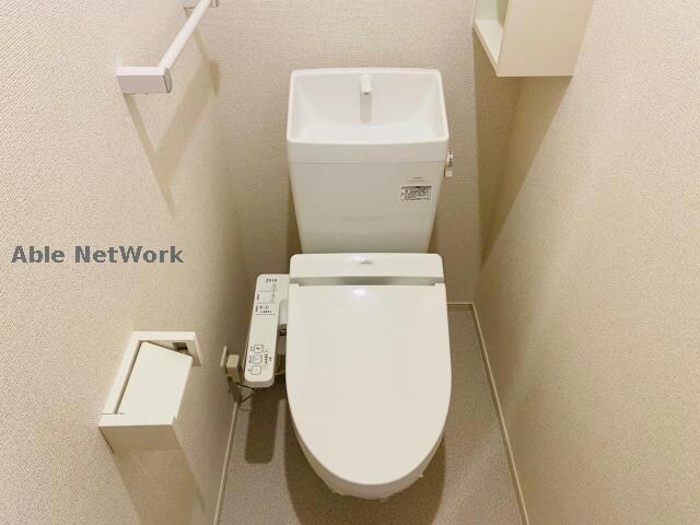 物件内観写真9　(同型別号室写真)