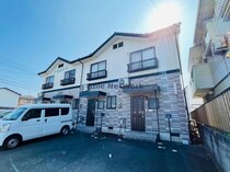 コーポカネトモの外観写真