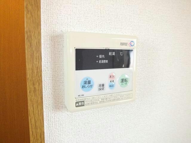 物件内観写真4　(同型モデル)