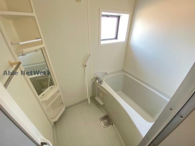 物件内観写真6　(同型タイプ)