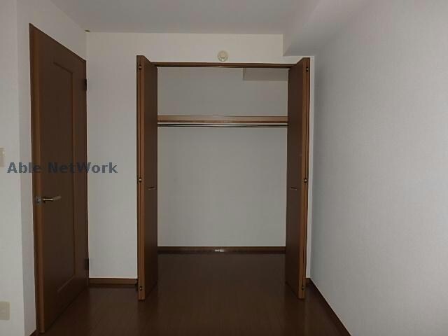 物件内観写真13　(同型タイプ)