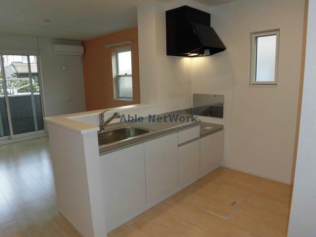 物件内観写真8　(※同型・現況優先)