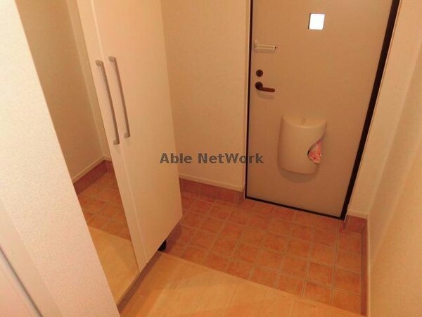 玄関回り(※同型・現況優先)