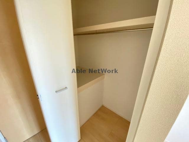 物件内観写真5　(同型モデル)