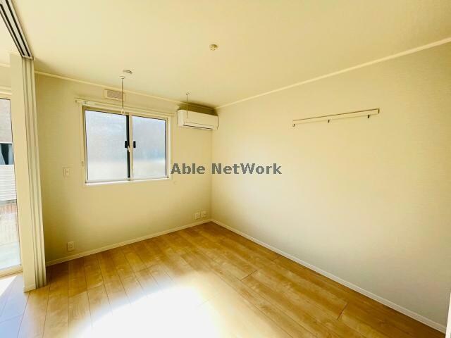 物件内観写真13　(※同型・現状優先)