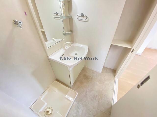 物件内観写真11　(同型タイプ　現況優先)