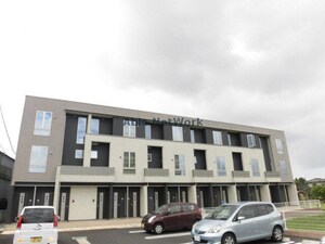 ポスタリティ・ハイツ外観写真