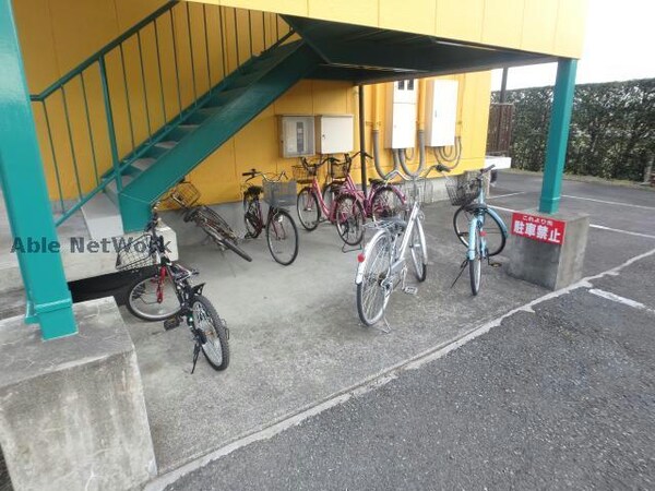 駐輪場