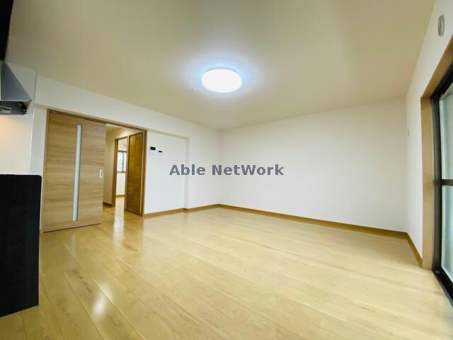 物件内観写真3　(※同型　現況優先)