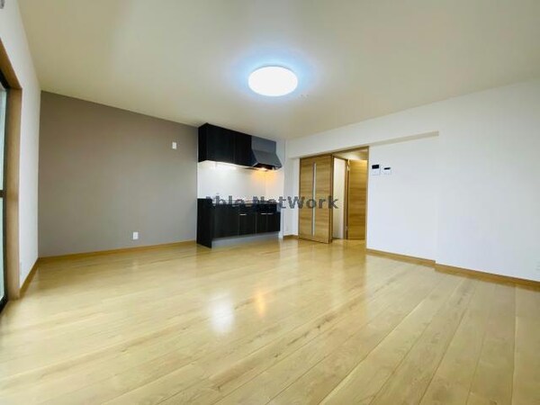 リビングダイニング(※同型　現況優先)