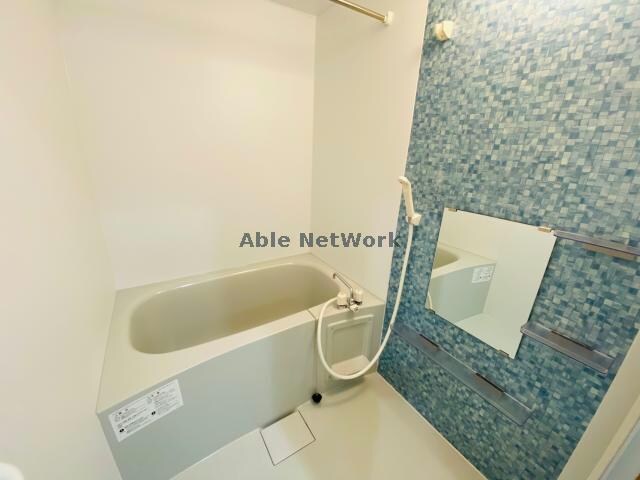 物件内観写真8　(※同型　現況優先)