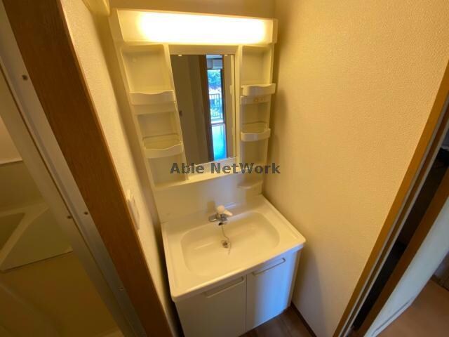 物件内観写真13　(同型タイプ　現況優先)