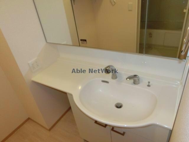 物件内観写真9　(同型)