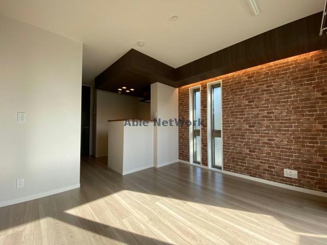 物件内観写真3　(同型タイプ)