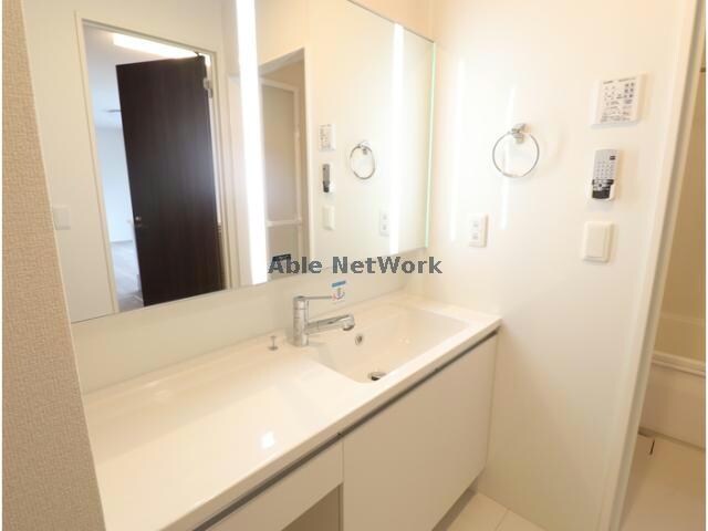 物件内観写真7　(同型モデル)