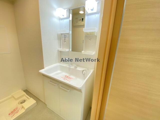 物件内観写真8　(同型タイプ　現況優先)