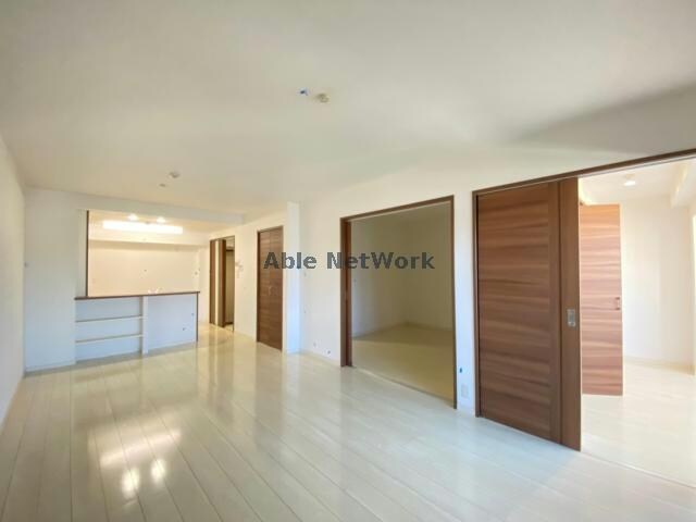 物件内観写真6　(同型タイプ　現況優先)