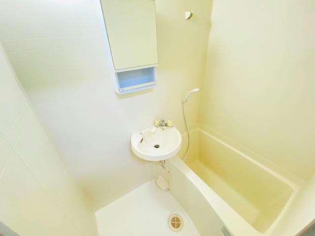 物件内観写真9　(※同型、現況優先)